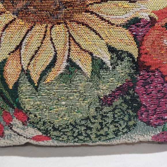 Sunflower  tapestry throw decorative pillow 15 x 14, interchangeable - Picture 4 of 13